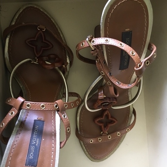 Louis Vuitton - Picture 4 of 4